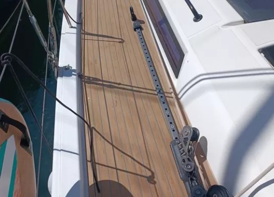 DUFOUR YACHTS - DUFOUR 530 - 25