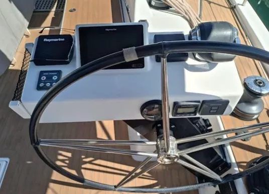 DUFOUR YACHTS - DUFOUR 530 - 9