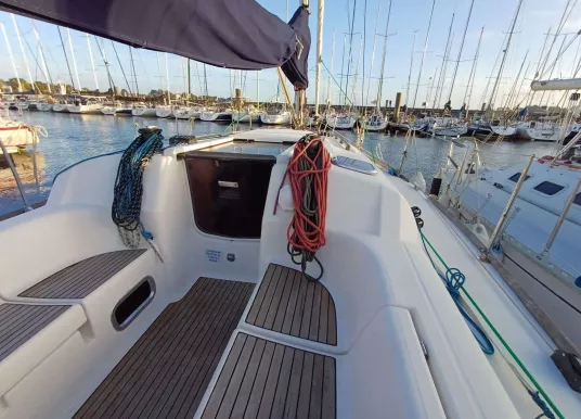 DUFOUR YACHTS - DUFOUR 34 PERFORMANCE - 5