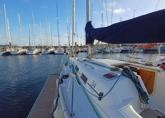 DUFOUR YACHTS - DUFOUR 34 PERFORMANCE - 9