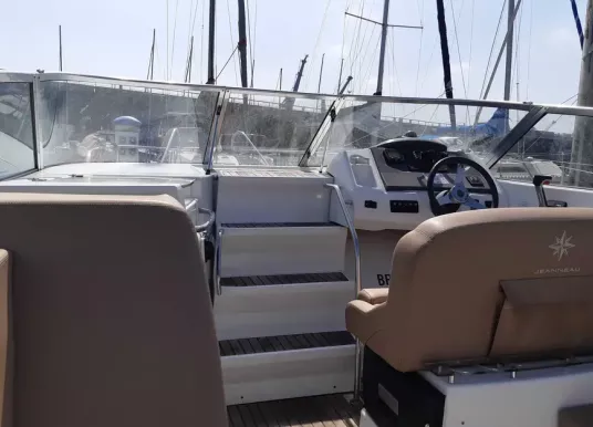 JEANNEAU - CAP CAMARAT 7.5 DC - 8