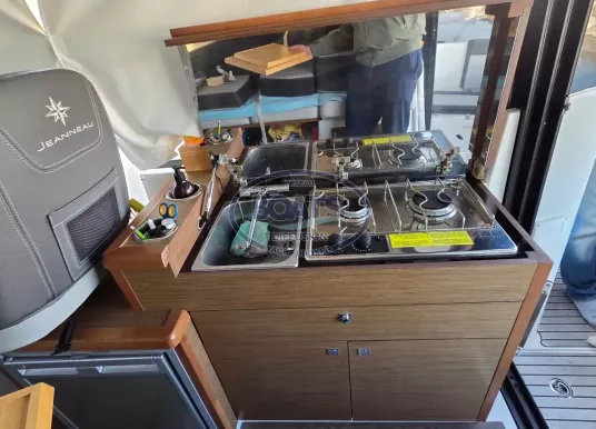 JEANNEAU - MERRY FISHER 895 - 6