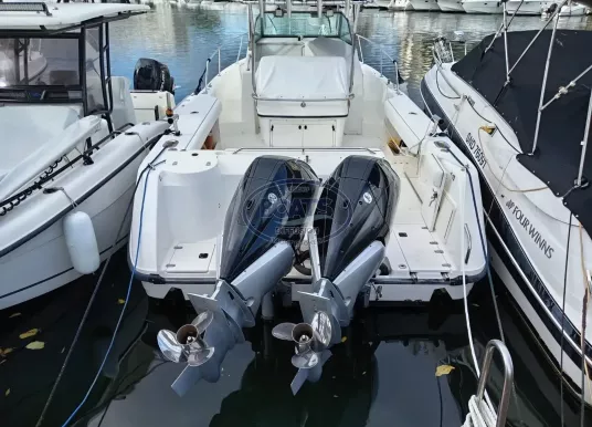 BOSTON WHALER - OUTRAGE 28 - 2