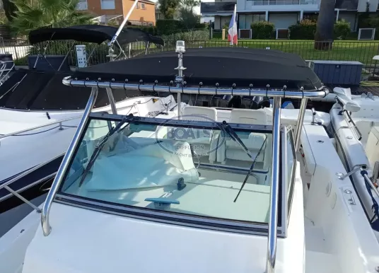 BOSTON WHALER - OUTRAGE 28 - 4