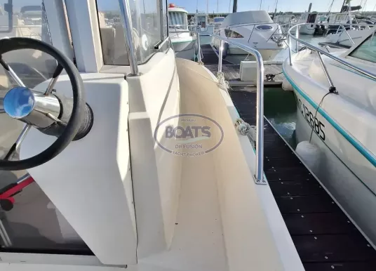 PARKER - PARKER 660 PILOTHOUSE - 4