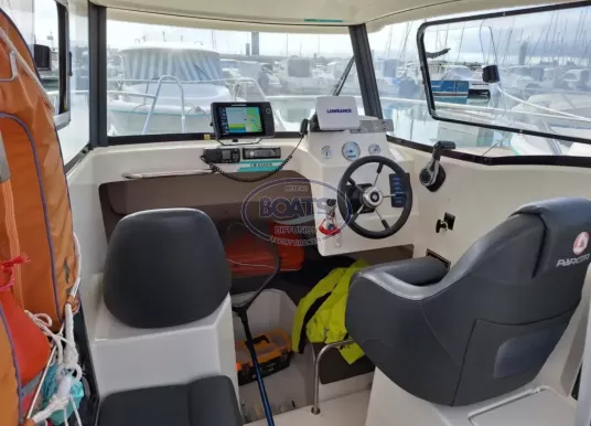 PARKER - PARKER 660 PILOTHOUSE - 9