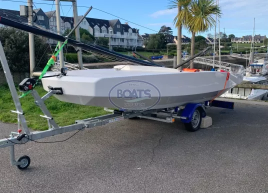 CHANTIER NAVAL CARANTEC - SCOW 5.5 - 6