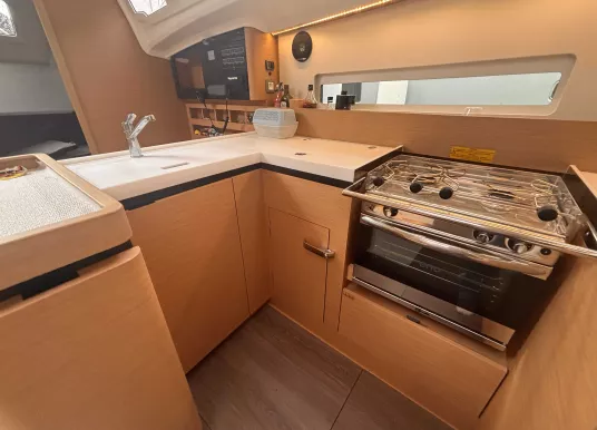 JEANNEAU - SUN ODYSSEY 410 - 13