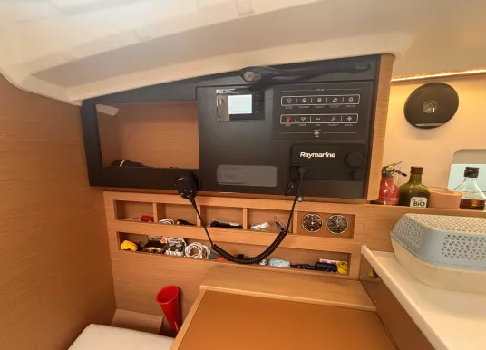 JEANNEAU - SUN ODYSSEY 410 - 14