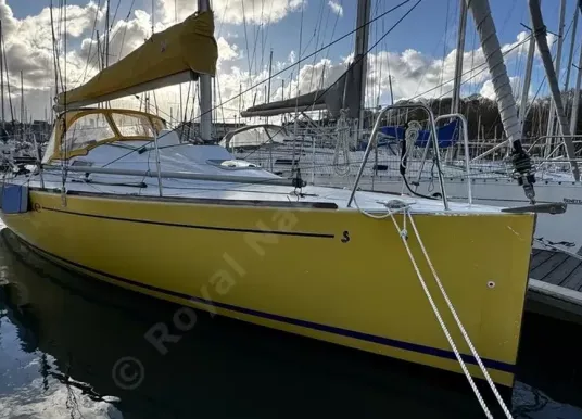 BENETEAU - FIRST 27.7 - 2