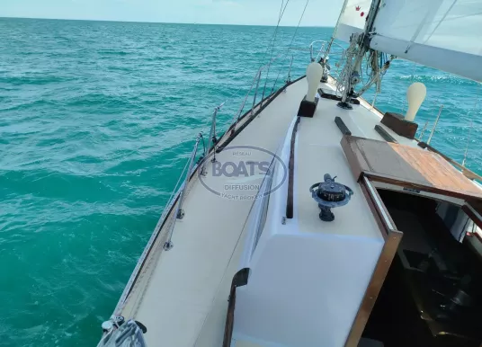 LECOMTE YACHTS - MEDALIST 33 MK2 - 13