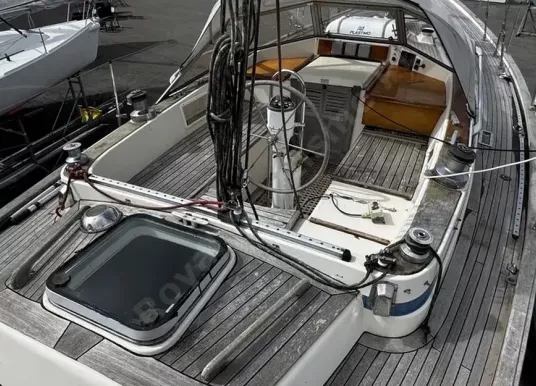 HALLBERG-RASSY - HALLBERG-RASSY 38 - 9