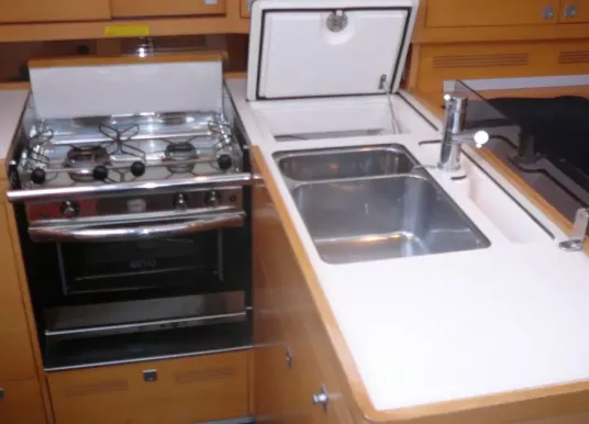 ELAN - ELAN 380 - 11