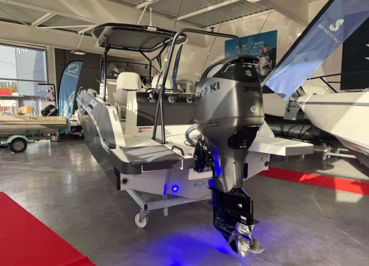 BENETEAU - FLYER 8 SPACEDECK - 3