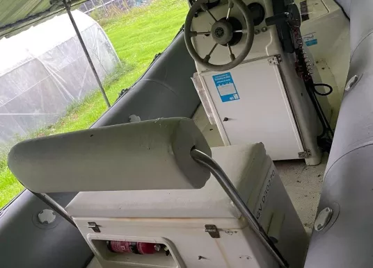 BOMBARD - Explorer 500 DB - 6