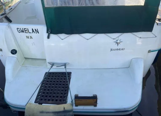 JEANNEAU - MERRY FISHER 805 - 3