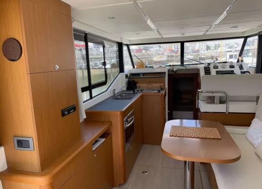 BENETEAU - SWIFT TRAWLER 30 - 10