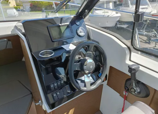 JEANNEAU - MERRY FISHER 695 - 8