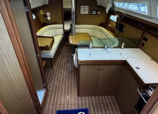 JEANNEAU - SUN ODYSSEY 36I - 10