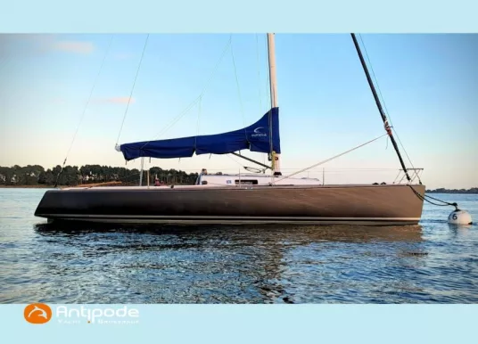 J COMPOSITES - J 100 - 2