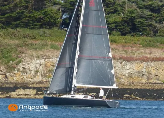 J COMPOSITES - J 100 - 22