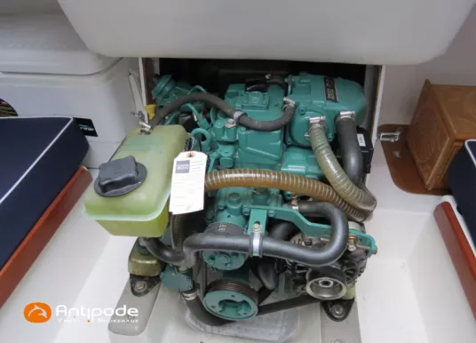 J COMPOSITES - J 100 - 10