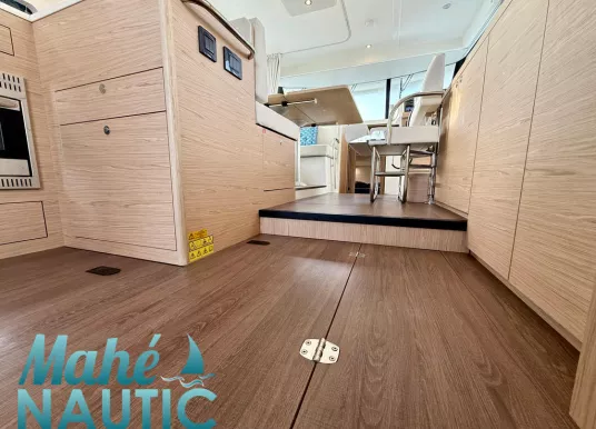 BENETEAU - SWIFT TRAWLER 41 FLY - 34