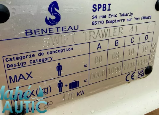 BENETEAU - SWIFT TRAWLER 41 FLY - 40