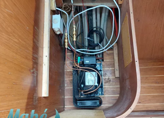 WAUQUIEZ - CENTURION 45 - 10