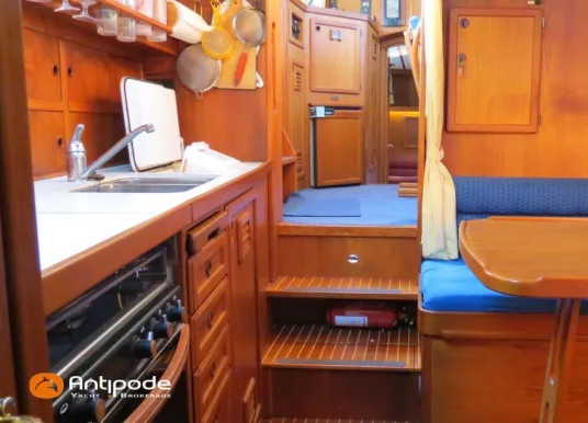 SILTALA YACHTS - NAUTICAT 331 - 17