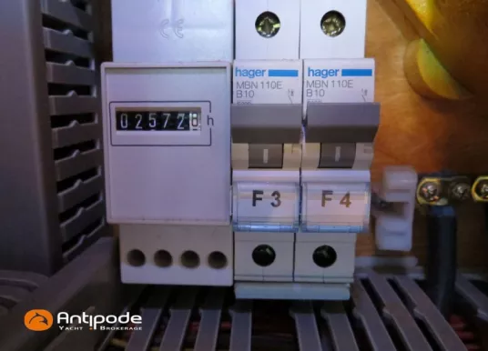 SILTALA YACHTS - NAUTICAT 331 - 35