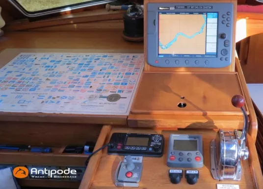 SILTALA YACHTS - NAUTICAT 331 - 8