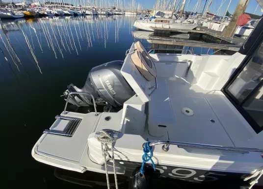 JEANNEAU - MERRY FISHER 695 SPORT SÉRIE 2 - 11