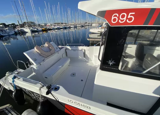 JEANNEAU - MERRY FISHER 695 SPORT SÉRIE 2 - 5