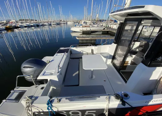 JEANNEAU - MERRY FISHER 695 SPORT SÉRIE 2 - 9