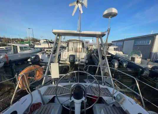 ALUBAT - OVNI 35 - 9