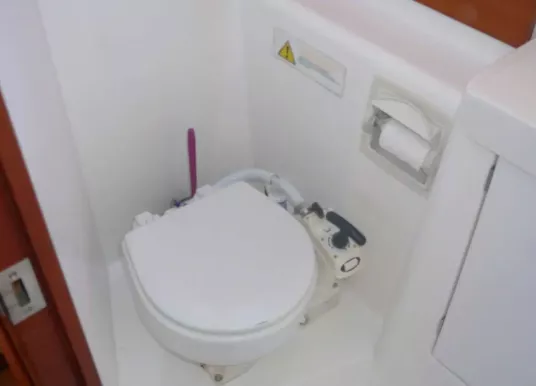 DUFOUR YACHTS - DUFOUR 380 - 18