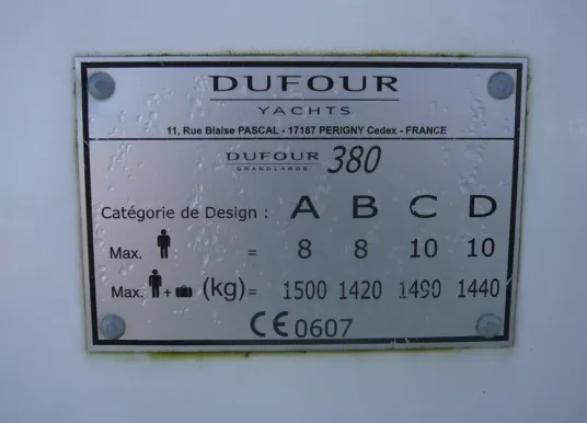 DUFOUR YACHTS - DUFOUR 380 - 9