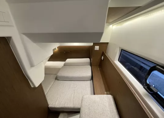 JEANNEAU - MERRY FISHER 895 SPORT - 19