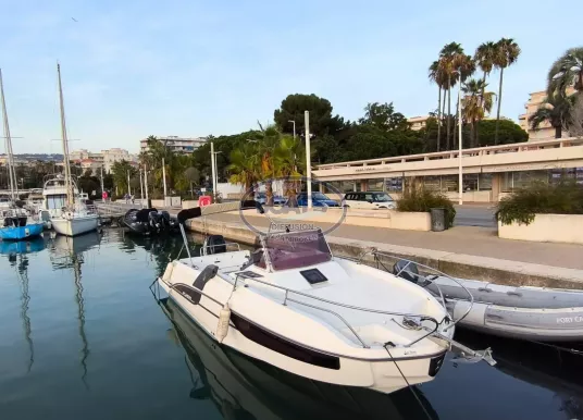 BENETEAU - FLYER 7.7 SUNDECK - 2