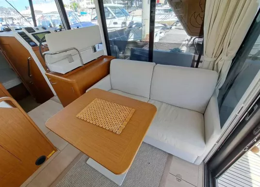 BENETEAU - SWIFT TRAWLER 35 - 8