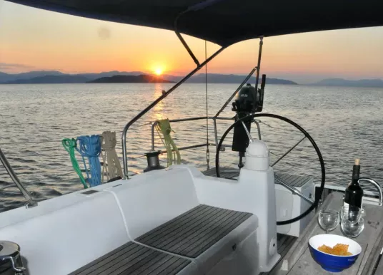 DUFOUR YACHTS - DUFOUR 445 - 5