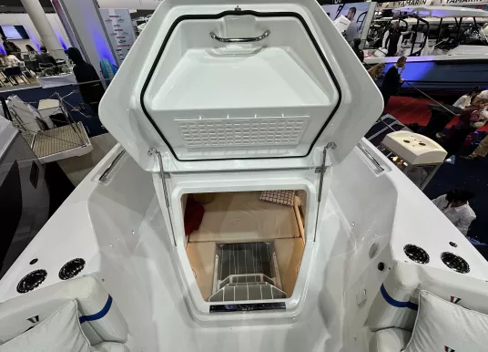 WELLCRAFT - WELLCRAFT 28 EXPLORER - 11