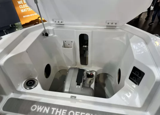 WELLCRAFT - WELLCRAFT 28 EXPLORER - 14