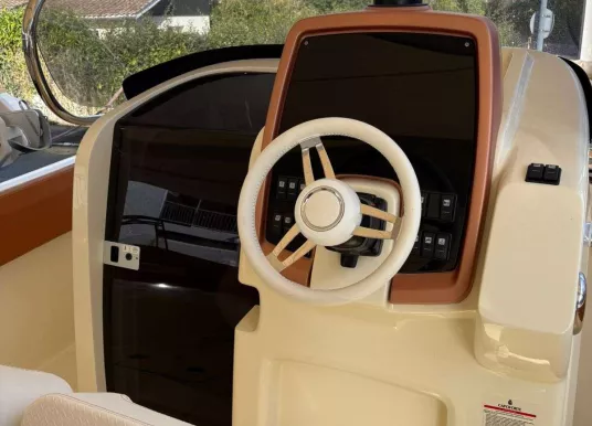 INVICTUS - CAPOFORTE FX 270 - 2