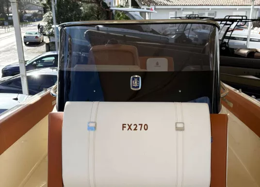 INVICTUS - CAPOFORTE FX 270 - 12