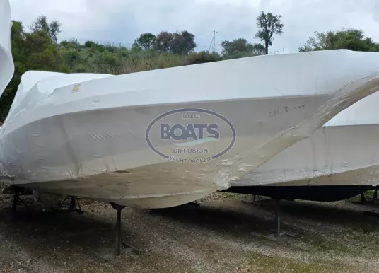 RINKER - 262 CAPTIVA CUDDY - 2