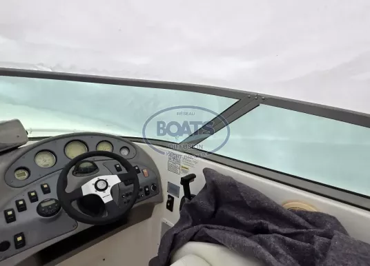 RINKER - 262 CAPTIVA CUDDY - 8