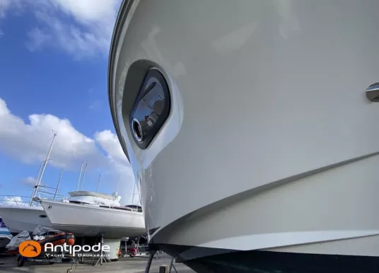 BENETEAU - SWIFT TRAWLER 41 FLY - 40