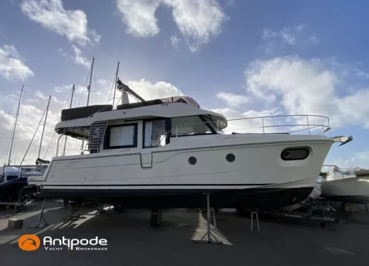 BENETEAU - SWIFT TRAWLER 41 FLY - 41